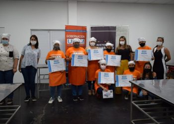 Posadas: Desarrollo Social entregó certificados y equipamientos a titulares de los programas Potenciar Trabajo y Misiones Trabaja