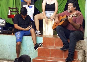 El Movimiento Evita celebró sus actividades culturales con participación del ministro de Cultura, Joselo Schuap