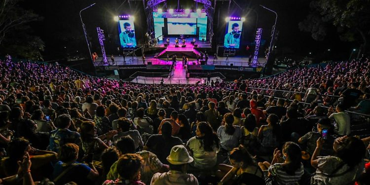 Fiesta, emoción y alegría en el cierre del Festival Nacional de la Música del Litoral