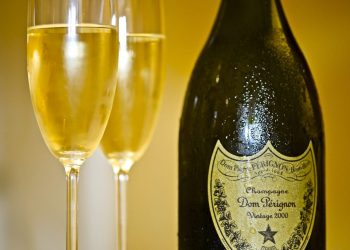 El precio del champagne superó al del bitcoin en 2021