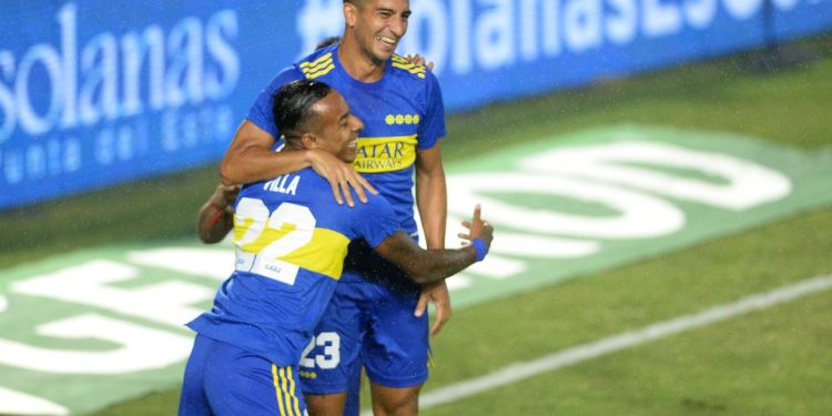 Boca venció a Colo Colo en su primera presentación del año