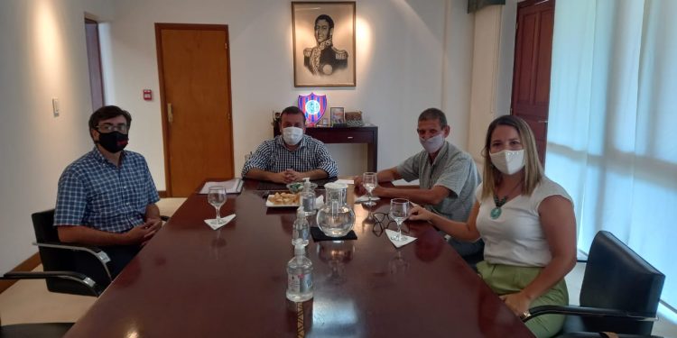 Herrera Ahuad recibió a representantes del sector inmobiliario