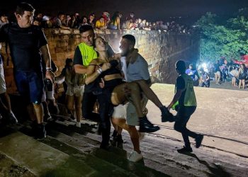 Al menos dos muertos y cuatro heridos en un tiroteo durante un concierto en Paraguay