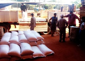 Emergencia Agropecuaria: el Ministerio del Agro entregó maíz a organizaciones de productores ganaderos