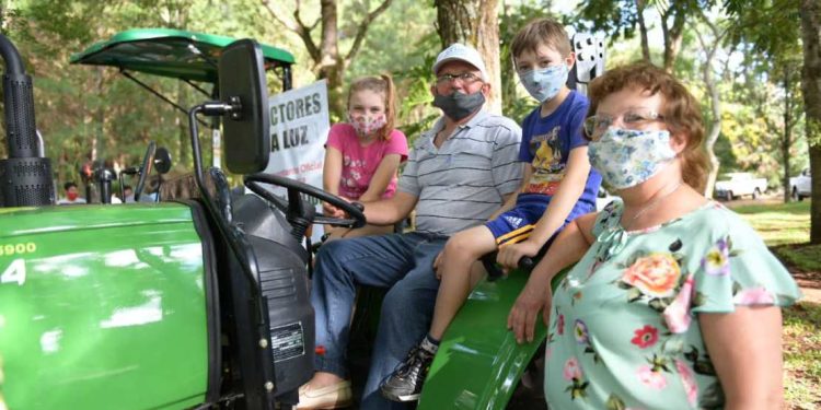 Prorrogaron el vencimiento de las cuotas a los beneficiarios del Plan Tractor hasta el 30 de abril