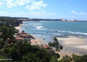 En una exótica playa con delfines se inventó la semana de nueve días