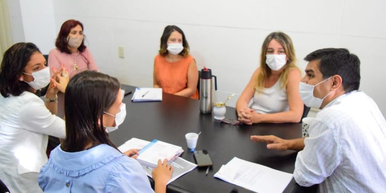 Posadas: el Concejo Deliberante y la FHYCS fortalecen vínculos para brindar diferentes capacitaciones