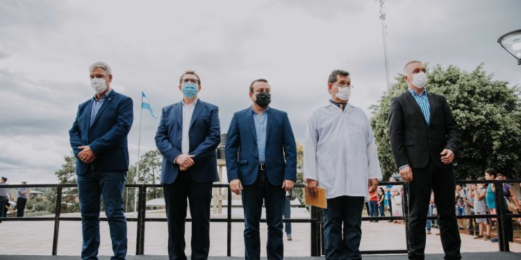 En San Vicente, Herrera Ahuad aseguró que la educación es la puerta de acceso al crecimiento y al desarrollo