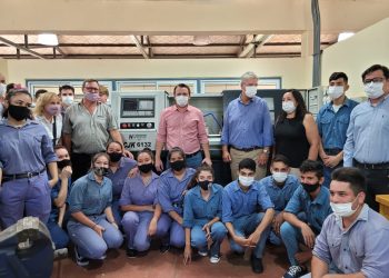 Concepción de la Sierra: el Ministerio de Educación entregó insumos a la EPET 23 a través del programa de crédito fiscal