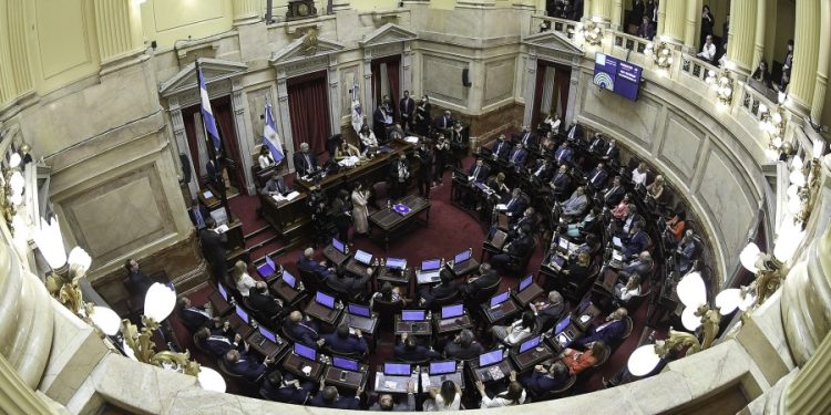 El acuerdo con el FMI llega al Senado que buscará aprobarlo esta semana