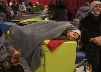 Trepa a más de 1,5 millones la cantidad de personas que huyó de Ucrania por la guerra