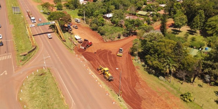 Vialidad Provincial avanza con la obra de una nueva rotonda en Eldorado