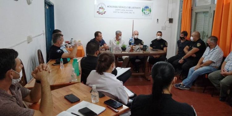 Campo Viera: Burger se reunió con autoridades policiales y del foro de seguridad