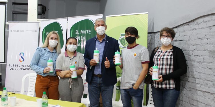 Se lanzó “El Mate en la Escuela”: herramienta para la intensificación y la continuidad pedagógica