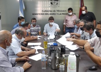 Acuerdan nuevo precio del tabaco e inicio del acopio con un aumento del 50%