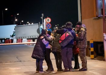 82 argentinos lograron salir de Ucrania