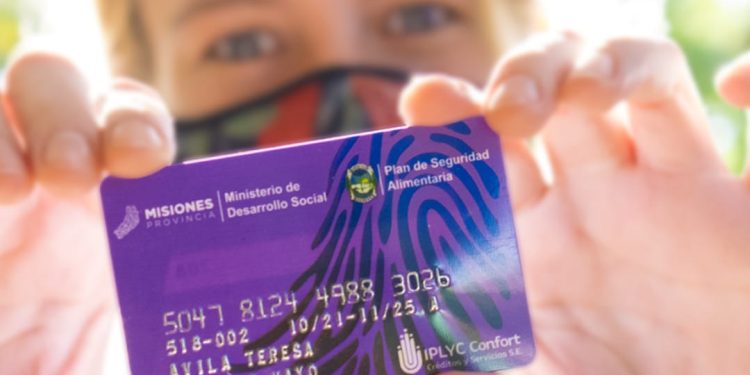 Se depositaron fondos de la Tarjeta Social y de Hambre Cero