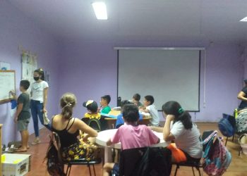 El Centro de Apoyo de Dos de Mayo acompaña a las familias para sostener a los chicos en la escuela