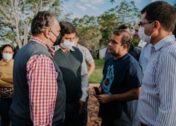 Entregaron los primeros carnets de cobertura de salud a las familias yerbarteras misioneras