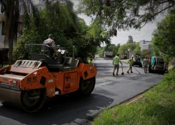Vialidad Misiones trabaja en mantenimiento y mejora de calles en Santo Pipó