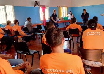 Comenzó el curso de Auxiliar en Electricidad Domiciliaria en Garuhapé
