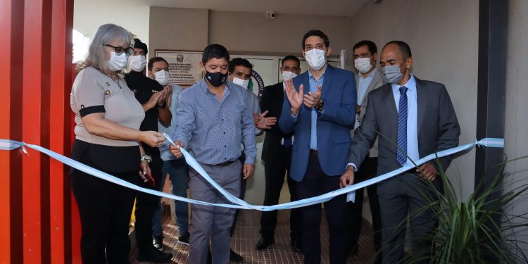 El ministro Pérez inauguró el instituto educativo del Círculo de Suboficiales de la Policía