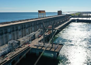 Avanza la puesta en valor del parque generador de Yacyretá