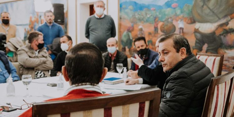 El Gobierno de Misiones asistirá a más de 200 productores cañeros afectados por la sequía y los incendios