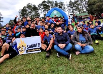 Yacyretá llevó el programa Clínicas de Fútbol a San Javier y Apóstoles