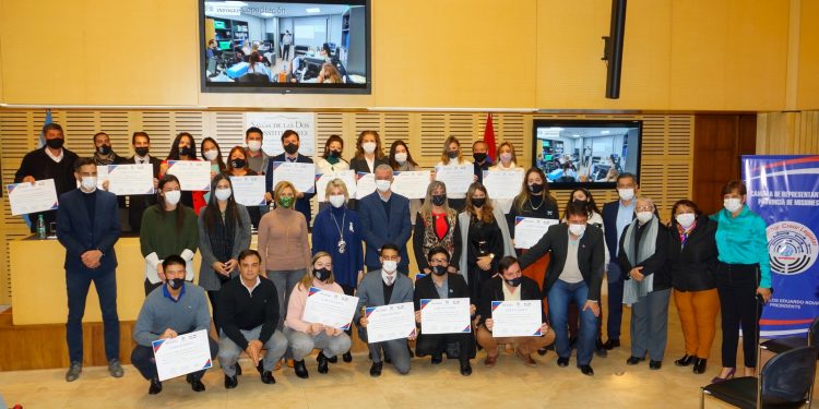 Legislatura: entregaron certificados de capacitación en herramientas ofimáticas para mejorar la sistematización de leyes