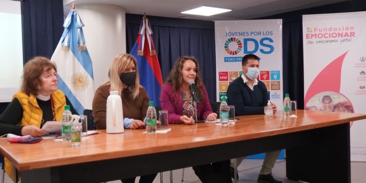 Docentes se capacitaron para trabajar los Objetivos de Desarrollo Sostenible en las escuelas