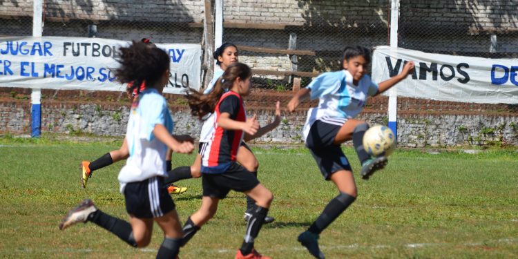 Liga Regional Obereña: reserva y sub15 cumplieron y ahora se viene la 3ra de la primera del femenino