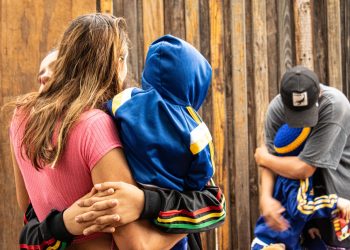 Cuatro niños institucionalizados fueron revinculados con su madre