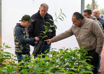 Desde el IFAI visitaron emprendimiento de Cerro Azul para conocer qué producen