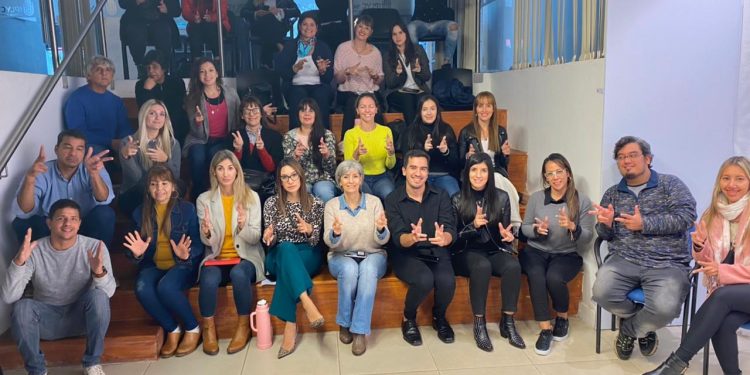 Posadas: capacitación en lengua de señas