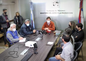 Más de 40 jóvenes de la Universidad Nacional de Río Cuarto participan de pasantías en sanidad animal