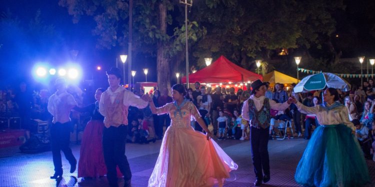 Posadas brilló en la espera de otro aniversario patrio