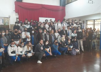 El defensor del Pueblo visitó la Comercio 6 y dictó un taller sobre Derechos y Garantías Constitucionales