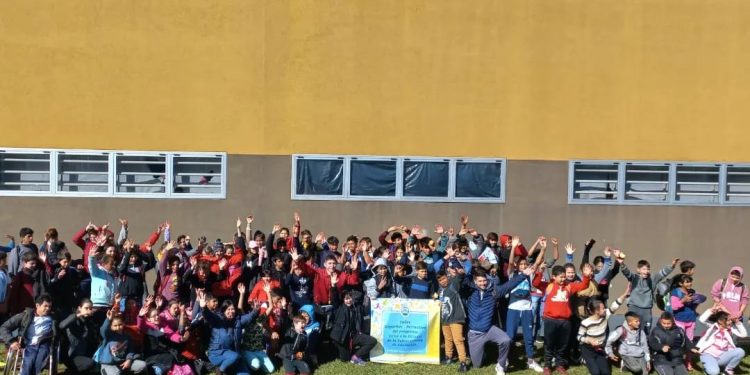 Volvé a la escuela: se realizó el primer encuentro de Atletismo Recreativo en Oberá