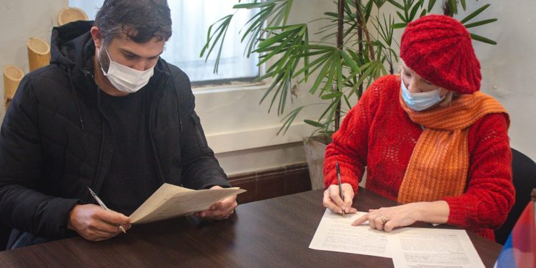 El Agro y el IMiBio firmaron un acuerdo de trabajo conjunto