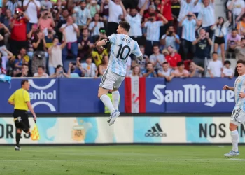Con cinco goles de Lionel Messi, Argentina derrotó a Estonia
