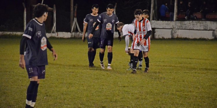 Atlético Oberá con medio título adentro