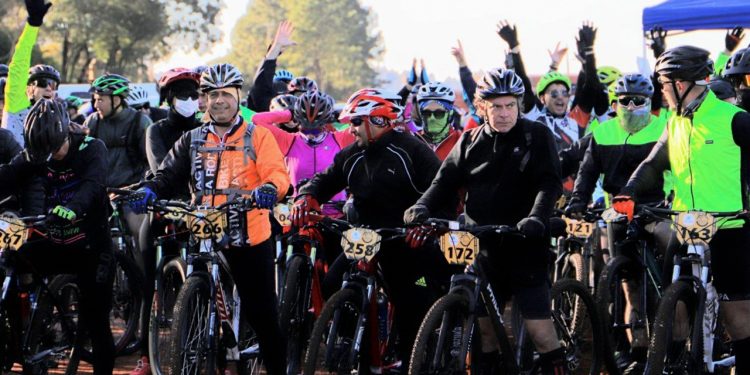 Pese al frío, una multitud participó del cicloturismo MTB San Pedro