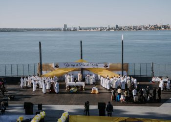 Herrera Ahuad participó en la celebración de Corpus Christi