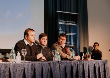Herrera Ahuad participó en la apertura del primer congreso misionero de cerveza artesanal