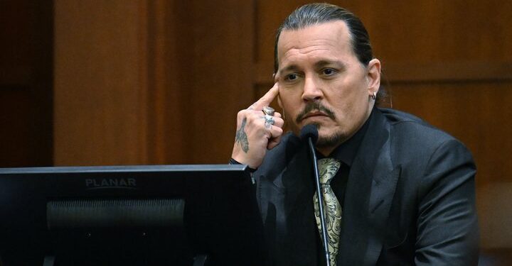 Johny Depp y una carta conmovedora que demuestra que la violencia no tiene género