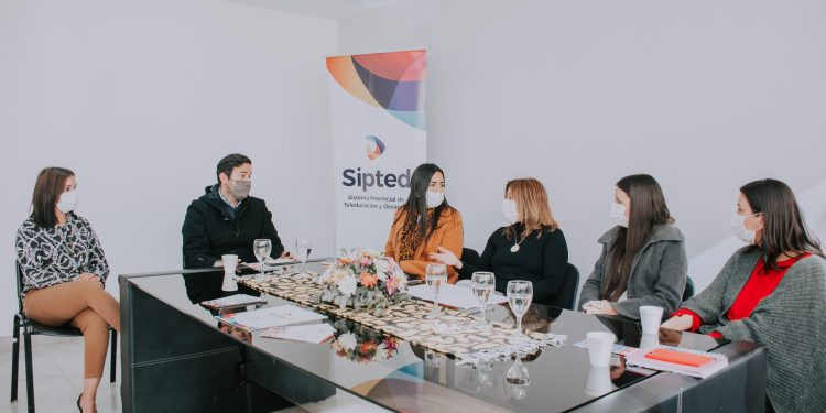 Convenio entre el Sipted y el Ministerio de DDHH para mejorar la calidad y acceso a la educación de colectivos vulnerados y comunidades guaraníes