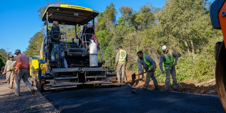 Tobuna: Vialidad completó el primer tramo de la pavimentación del Acceso Norte