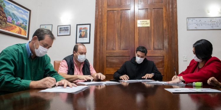 Campo Ramón: 53 familias productoras regularizarán la situación de sus tierras