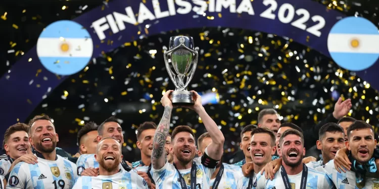 Argentina ganó, gustó y goleó a Italia